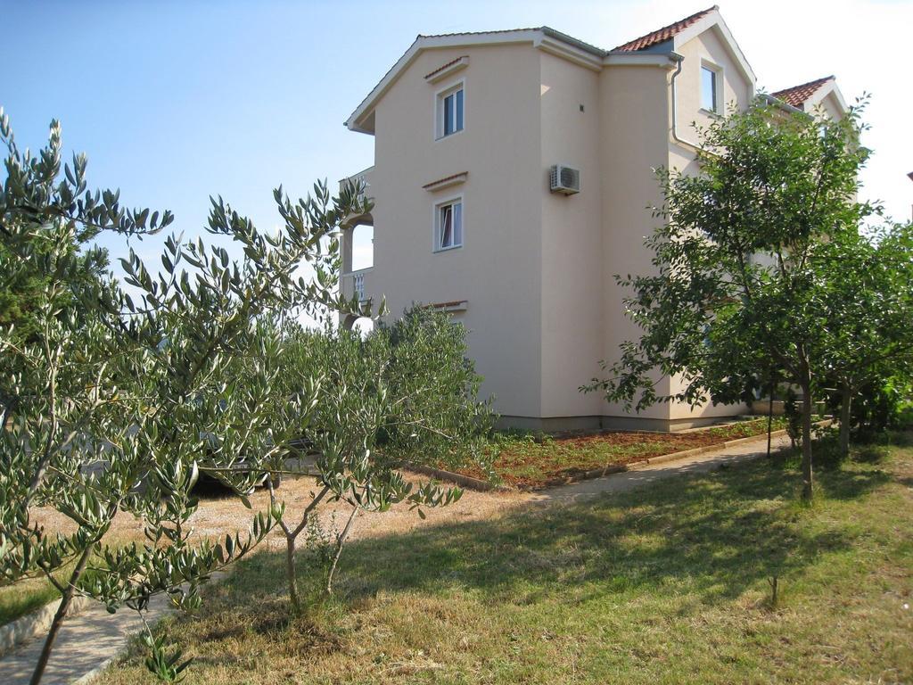 Apartments Skender Čižići Esterno foto