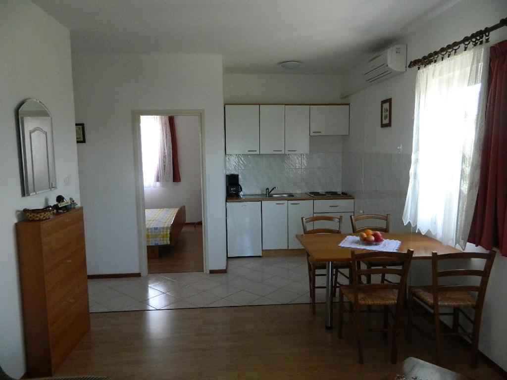 Apartments Skender Čižići Esterno foto